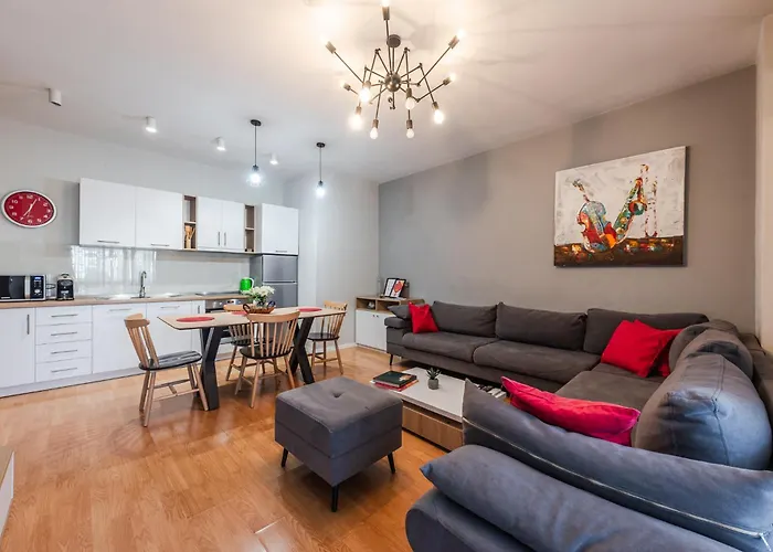 Appartement Bright L 15-min Walk To Center