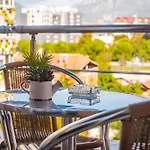 Bright L 15-min Walk To Center