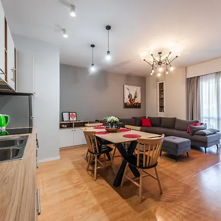 Appartement Bright L 15-min Walk To Center