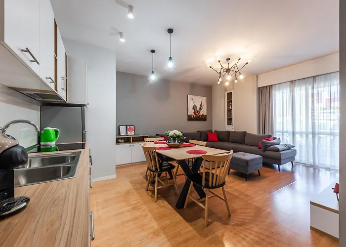 Apartmán Bright L 15-min Walk To Center